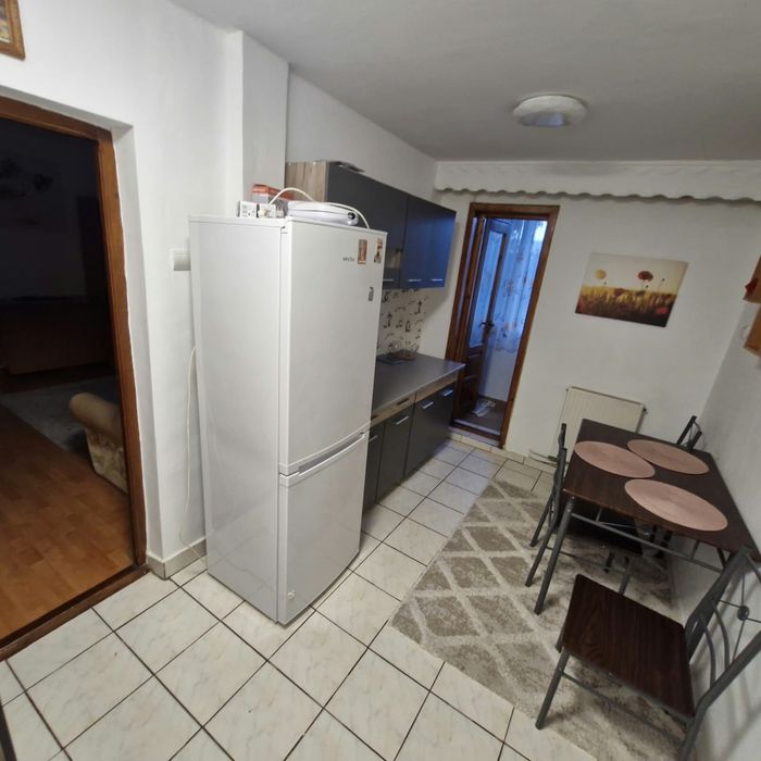 Apartament de inchiriat