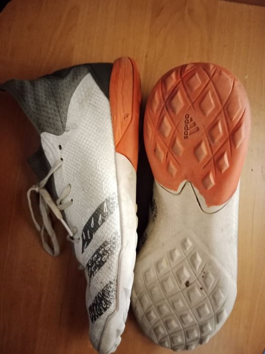 Сороконожки Адидас б/у оригинал