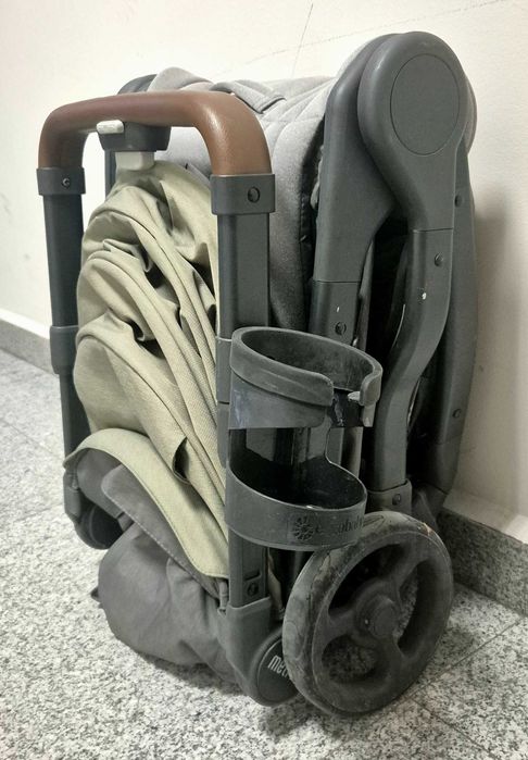 Лятна количка Ergobaby Metro+ Deluxe зелена