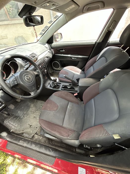 Mazda modelul 3, 2006