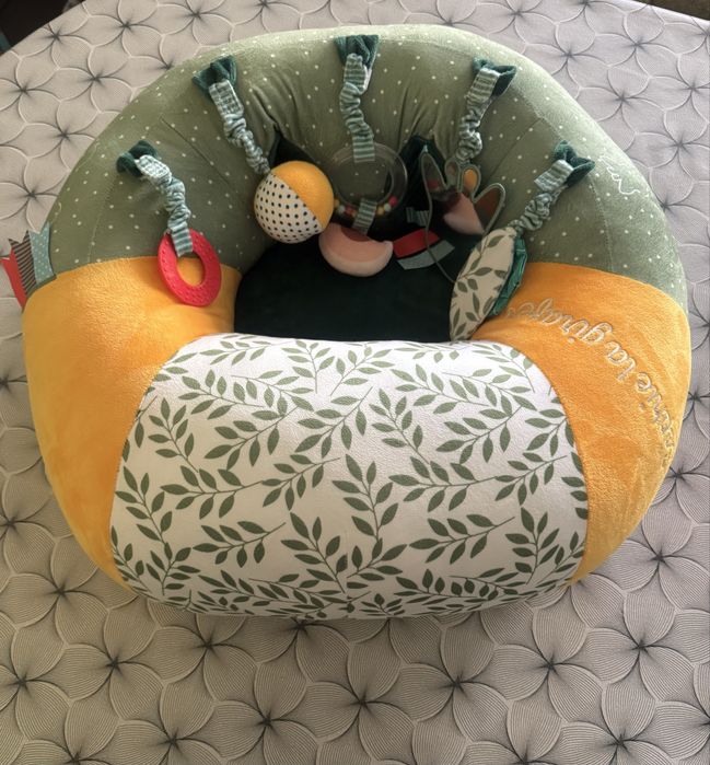 Софи Жирафчето - Пуф с активности