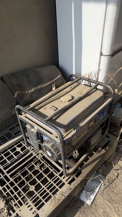 Продам генератор бензиновый