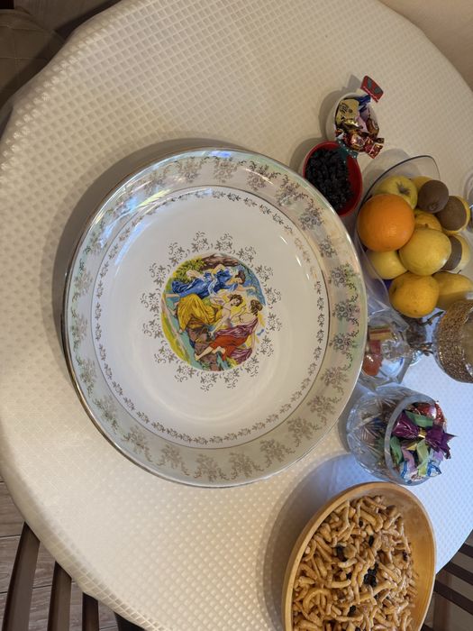 Ет табақ Мадонна