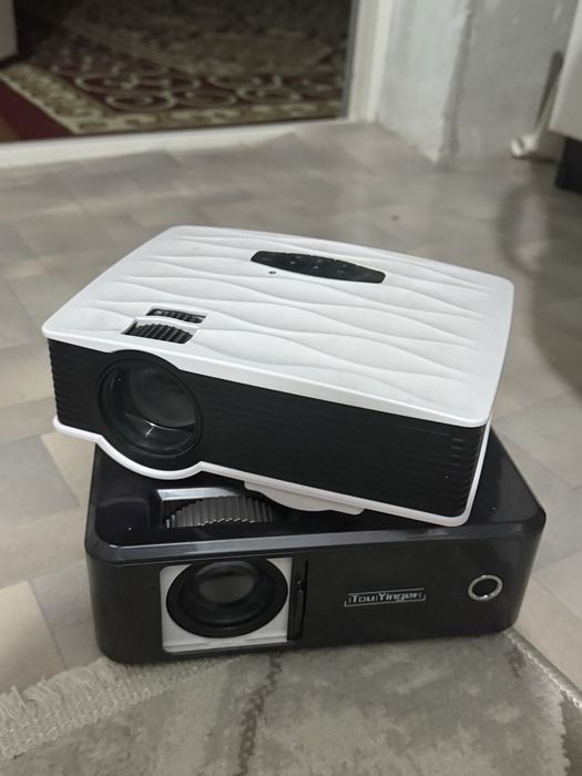 Продам Проектор в ИДЕАЛЕ