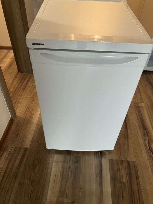 Хладилник с вътрешна камера Liebherr T 1404