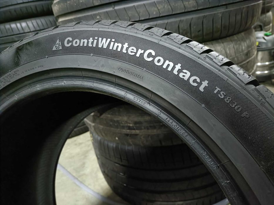 O anvelopa iarna 275 40 19 Continental WinterContact TS 830P cu 7,5 m