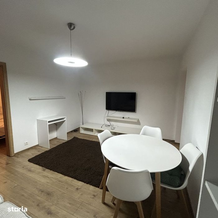 Amenajat- 2 camere-Centrala Proprie,380 euro