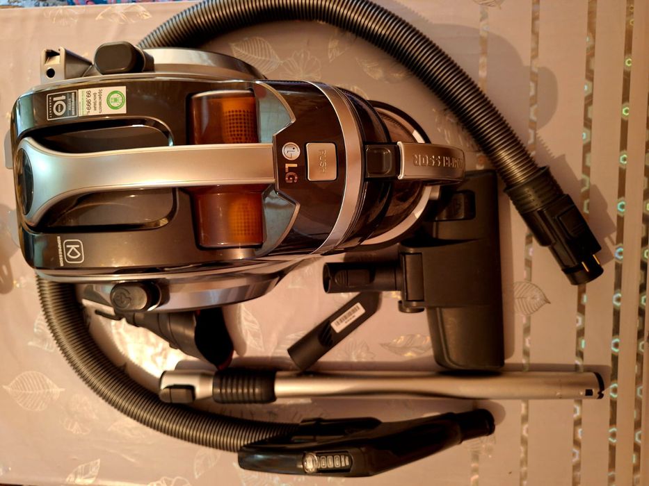 Пылесос LG компрессор 2000 ватт