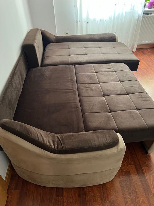 Canapea extensibila 4 locuri