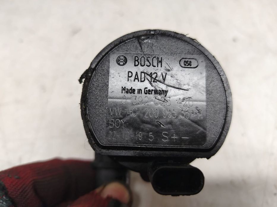 Pompa recirculare apa 2q0965567a Volkswagen VW Beetle 3 [2012 - 2020]