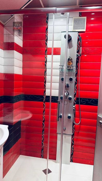 Продава се Тристаен апартамент в Пловдив, Мараша - 120 кв.м за 1020 €/кв.м - Снимка #12