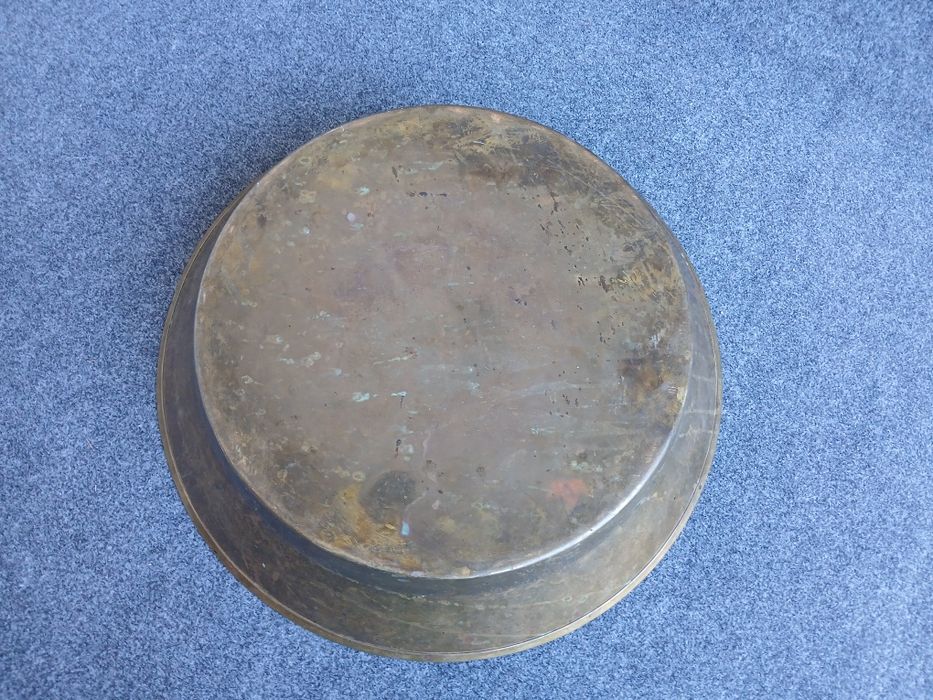 Таз латунный, старинный.