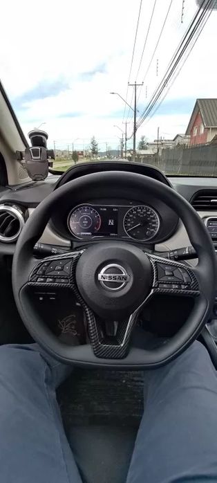Карбон за волан Nissan X-trail Note Qashqai Versa Juke Micra Leaf