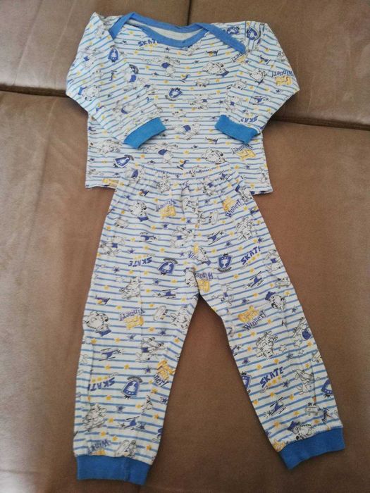 ГОЛЯМ ЛОТ  детски дрехи 80 см. 17 части