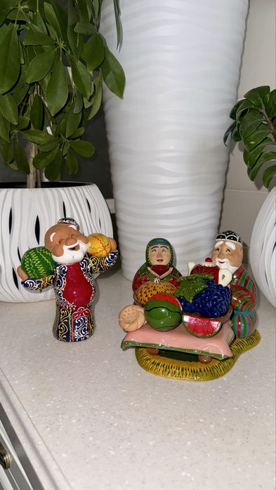 Статуэтки сувениры