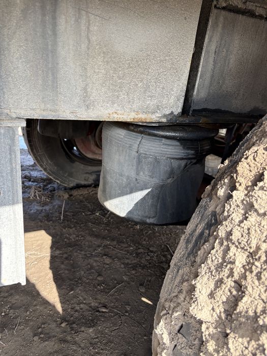 Продам Площадку (БУ) срочно)