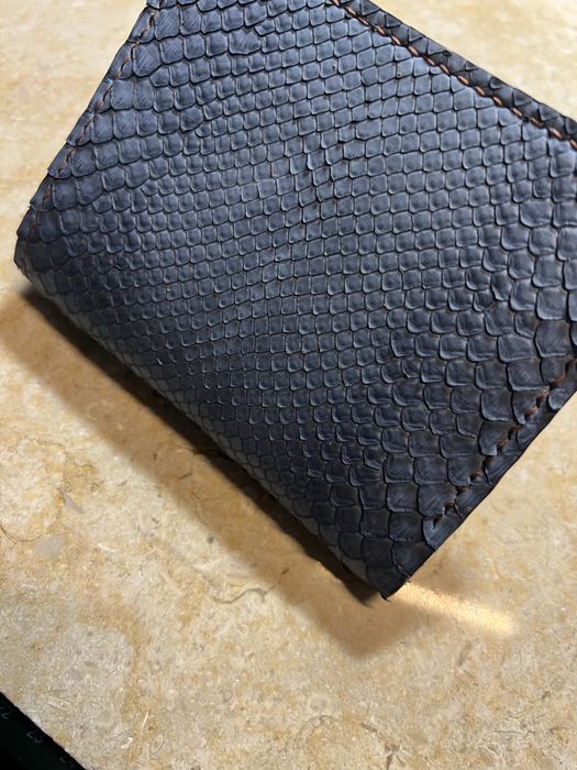 Handcrafted !Portofel realizat din piele de piton natural ,HAND-MADE!