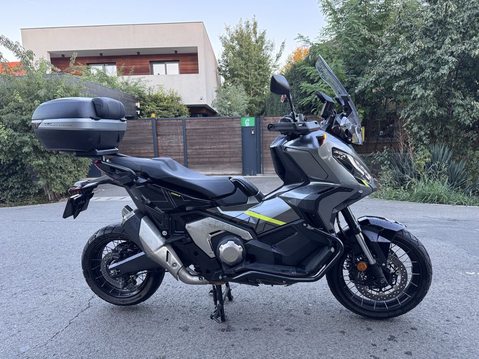 Honda X-ADV 750 Special Edition 2024 – 15.900 km – Stare excelentă