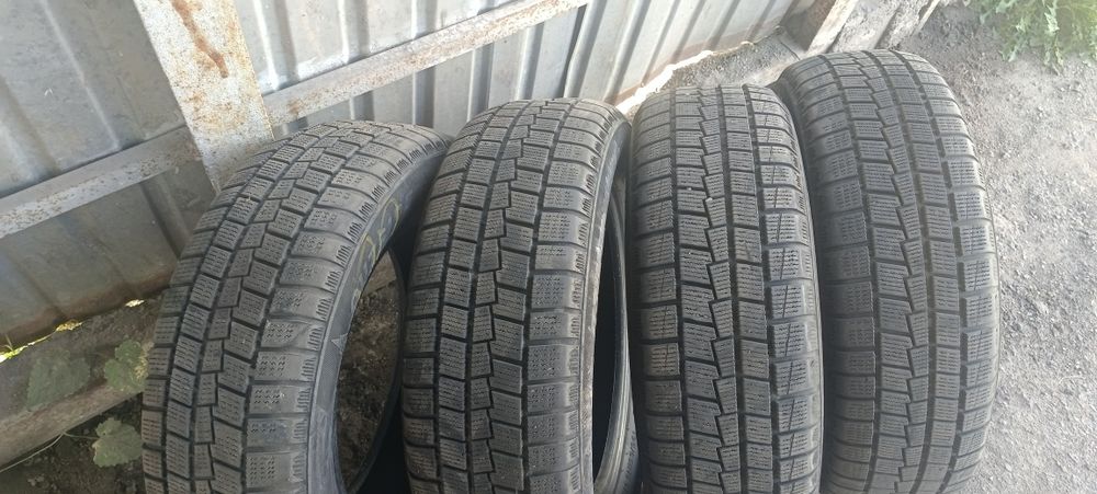 Продам зимние шины в отличном состоянии