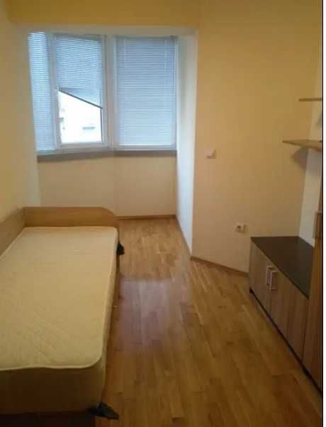 Дава се под наем Тристаен апартамент в Пловдив, Коматево - 88 кв.м за 428.4 € - Снимка #2