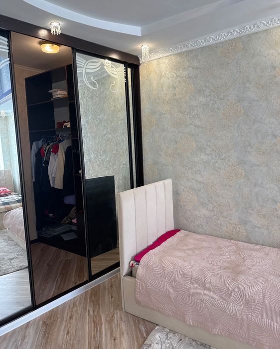продаю 4 к.квартиру