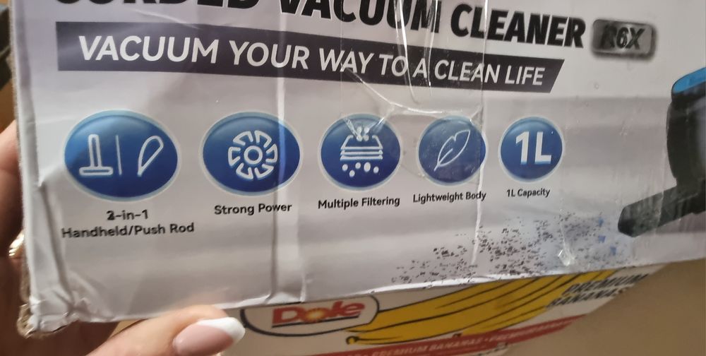 Компактна прахосмукачка 600w