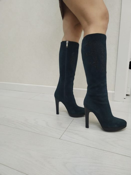 Сапожки стильные,супер классные