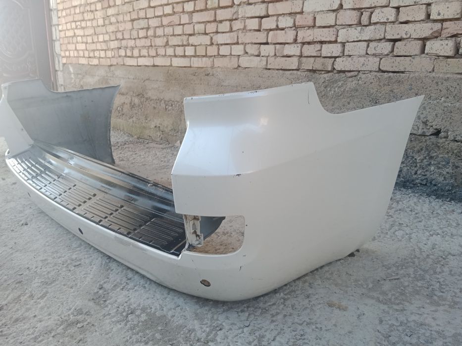 Бампер Toyota L 200