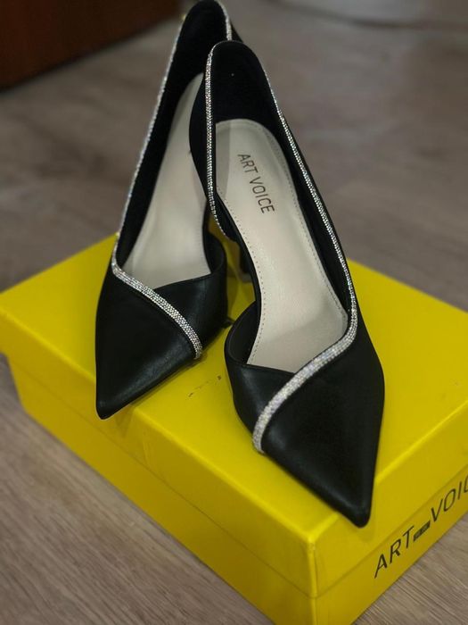 Туфли почти новые