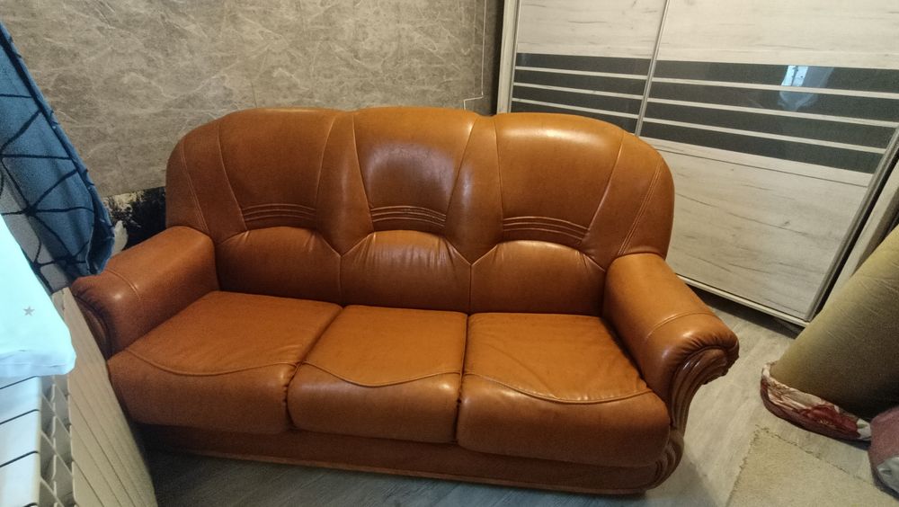 Canapea extensibilă.