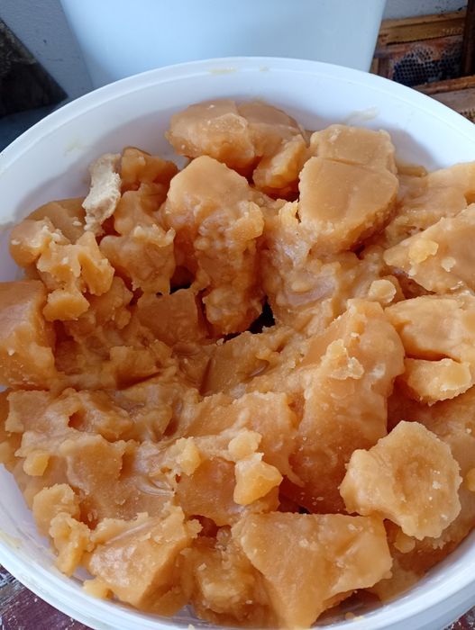 Vând miere de mană