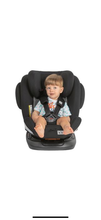 Scaun auto rotativ cu Isofix Chicco - impecabil- folosit foarte putin