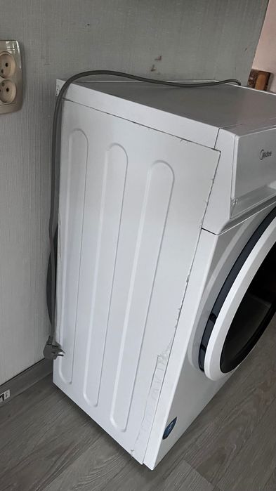 стиралка midea в хорошем состоянии