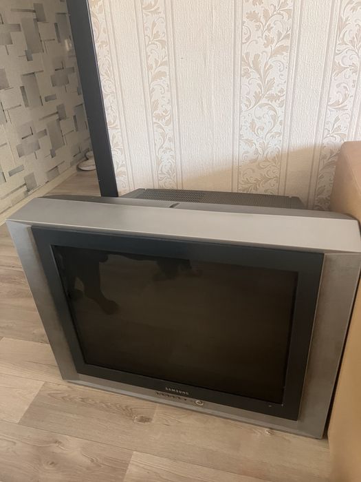 Телевизор самсунг