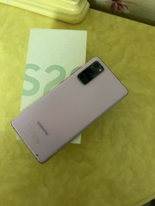 Samsung S20 128гб