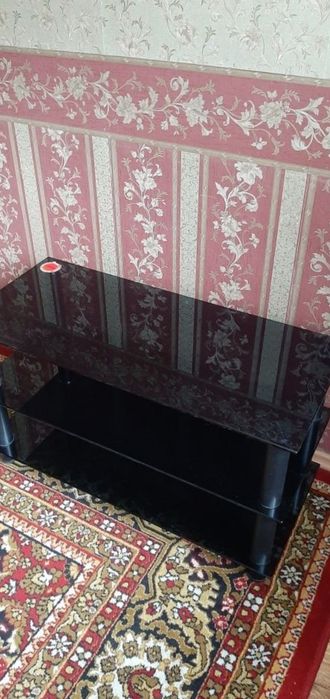 Тумба для телевизора.