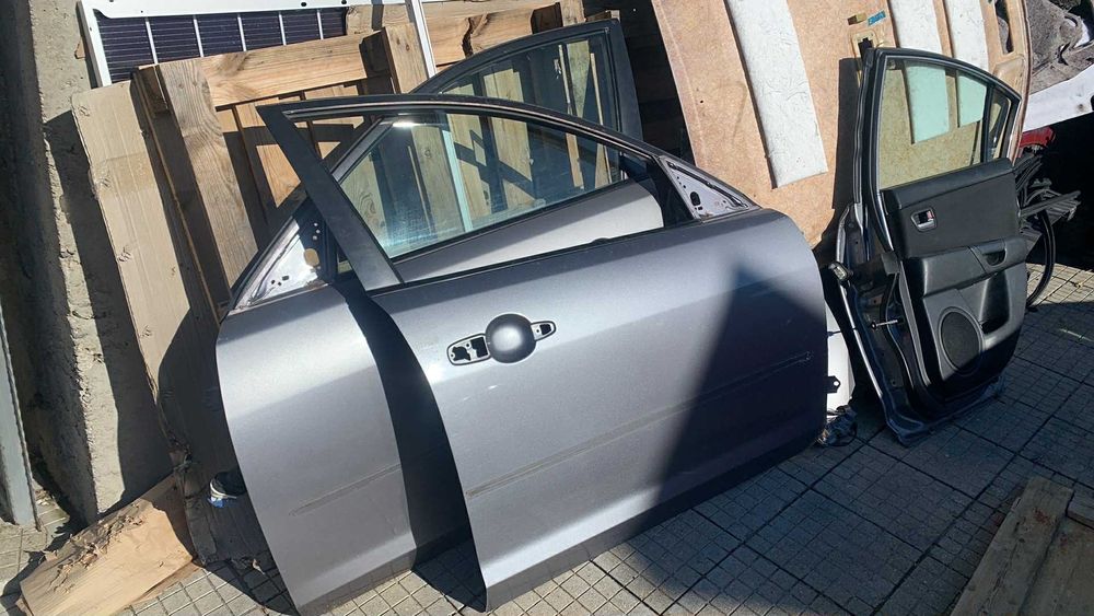 Оригинални части Mazda 3 (2006) 1.6 дизел — отлична кондиция