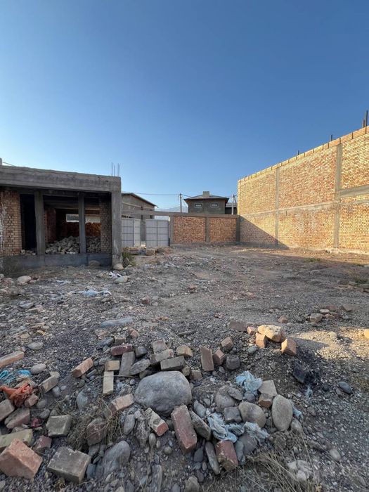 Dacha sotiladi srochna 6 soth gaz svet suv knalizaca bor