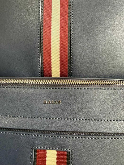 кожена раница Bally, модел Harys