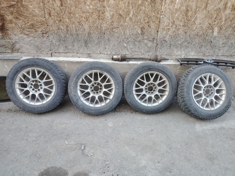 Продам диски с резиной на 15