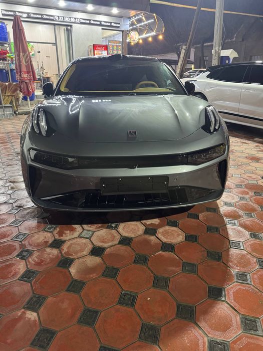 Zeekr 001 продаётся