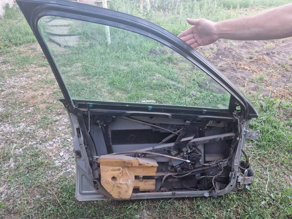 Части за Ауди а4 б5 150 к.с. комби quattro