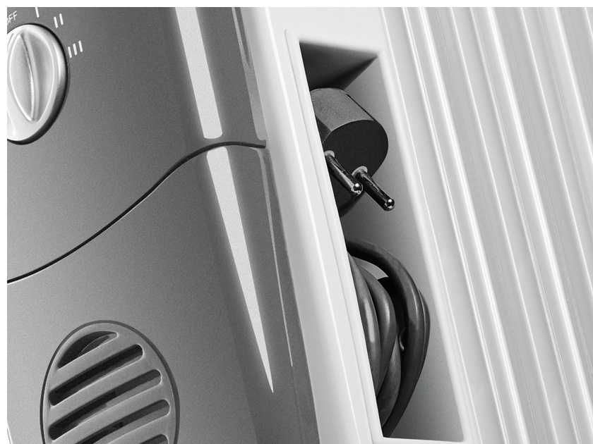 Продам обогреватель (масляный радиатор)