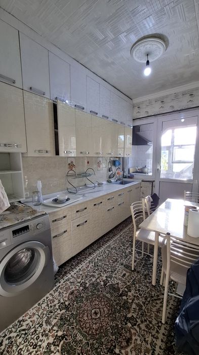 Сдаётся в аренду 3 комнатная Алгаритм 31 кв