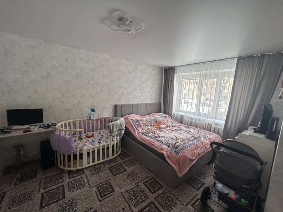 СРОЧНО! Продам однакомнатуную квартиру.