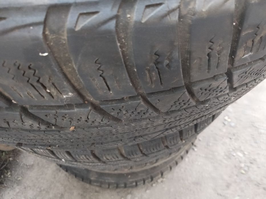 Покрышки комплект 255/65R 16