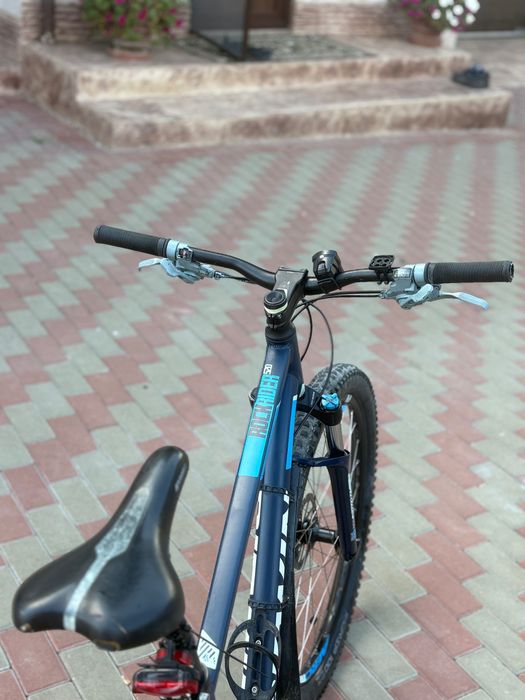 Bicicletă Mountain Bike B'Twin Rockrider 520 – 27.5" – Stare Excelentă
