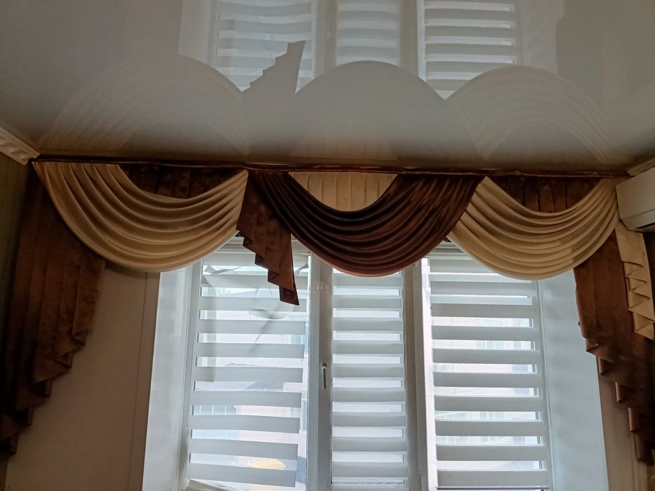 Шторы (ламбрекен)