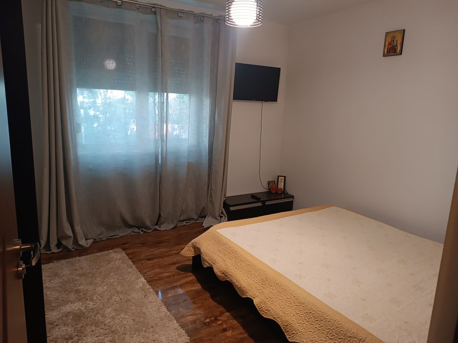 Vând apartament Strada Părului Nr 1
