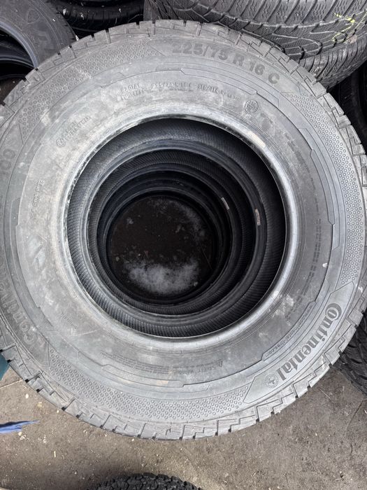 225/75 r16 C Continetal